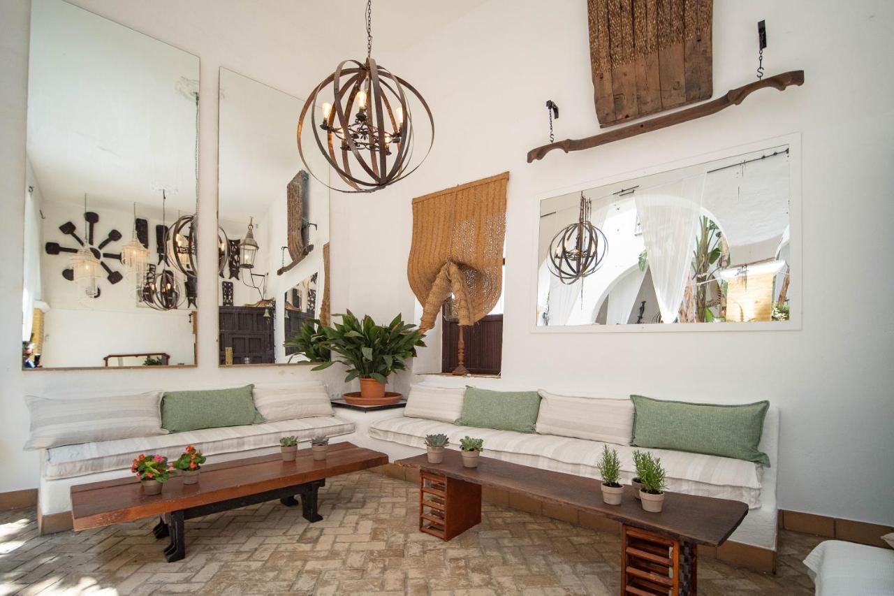 La Casa 1832 Boutique