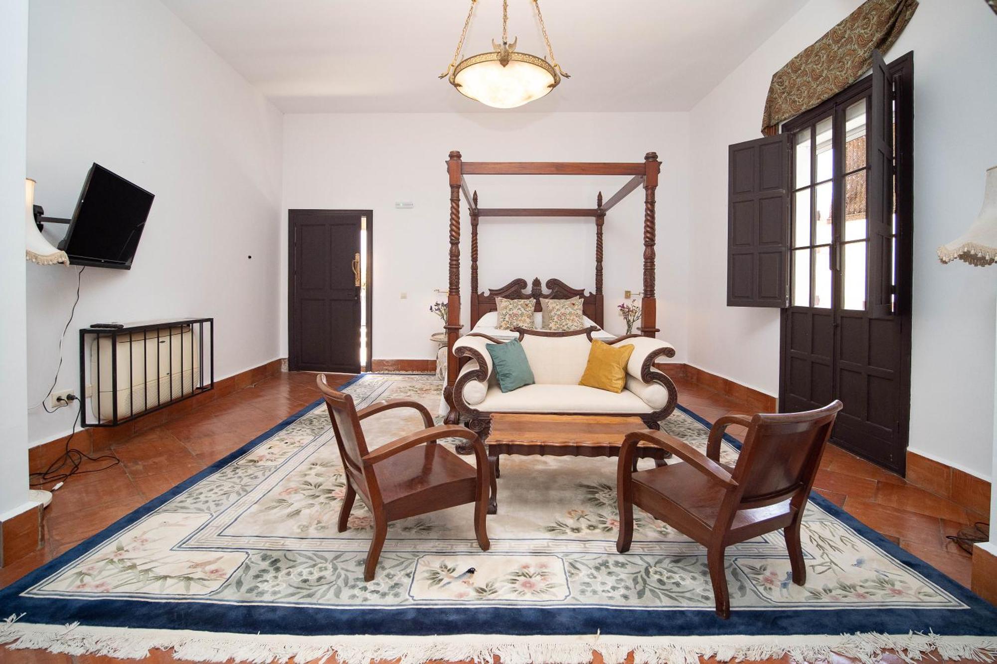 La Casa 1832 Boutique